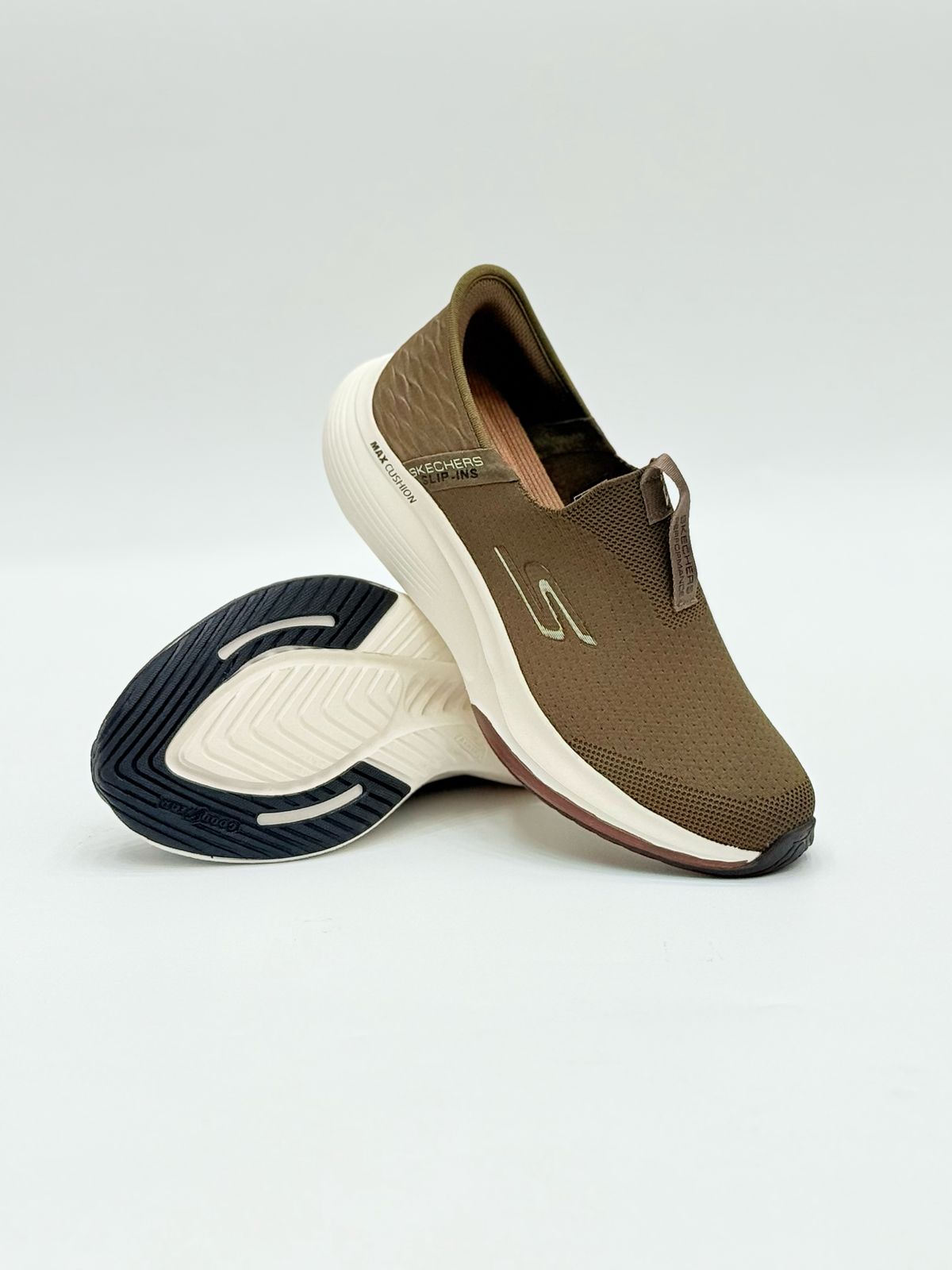 Brown Slip-On Walking Sneakers – Lightweight & Comfortable