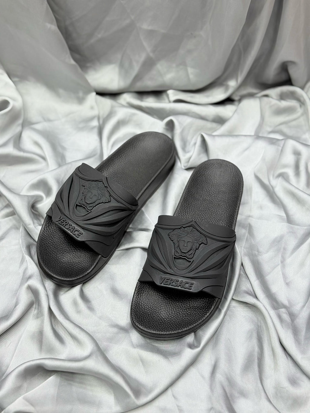 Versace Inspired Luxury Slides – Elevate Your Style & Comfort🖤