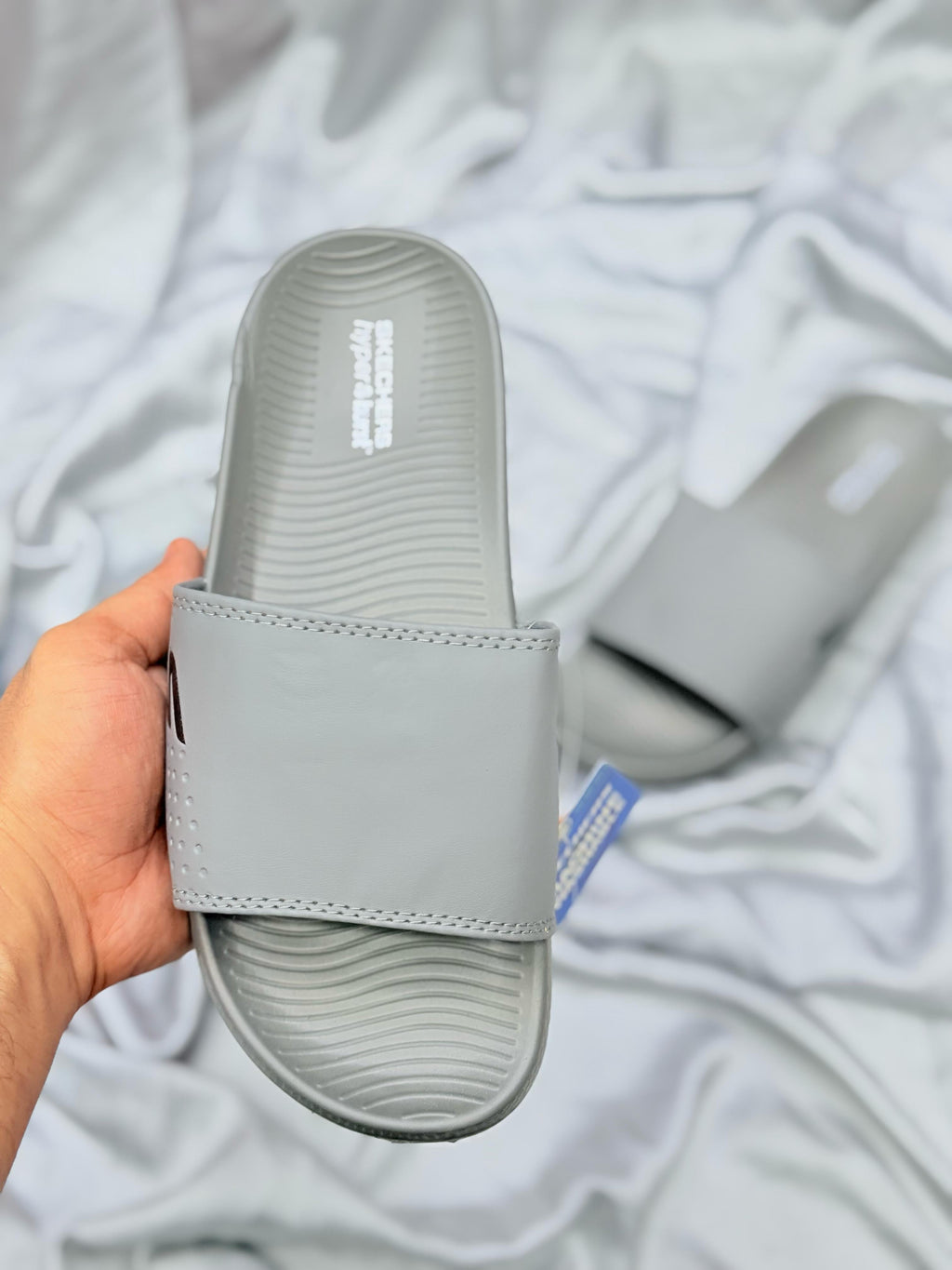 Skechers Premium Comfort Slides – Gray Vibe
