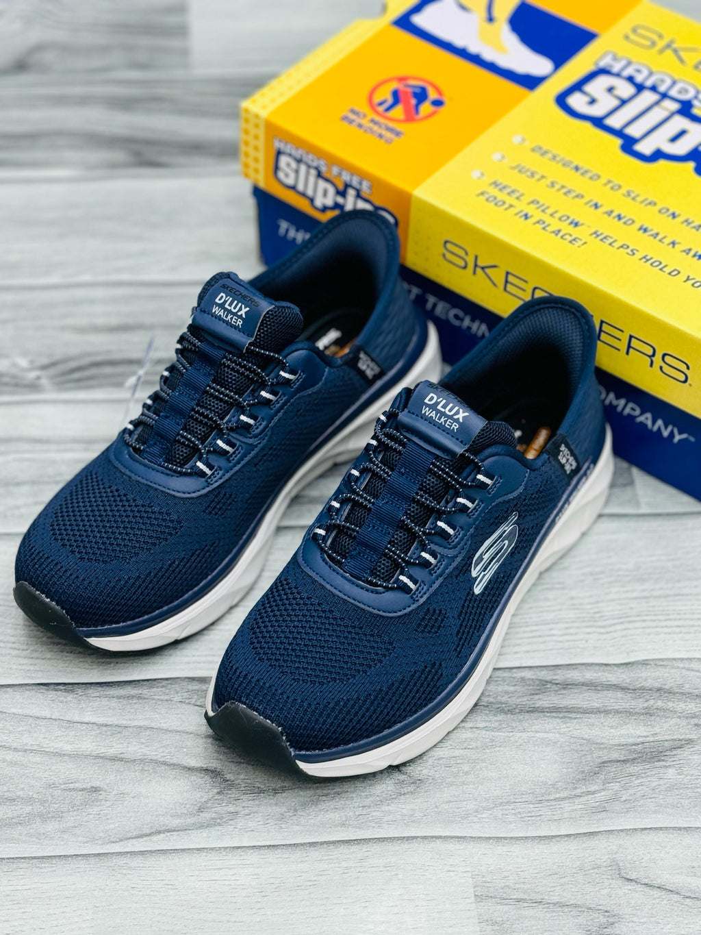 Skechers D’Lux Walker – Ultra Comfortable Walking Shoes