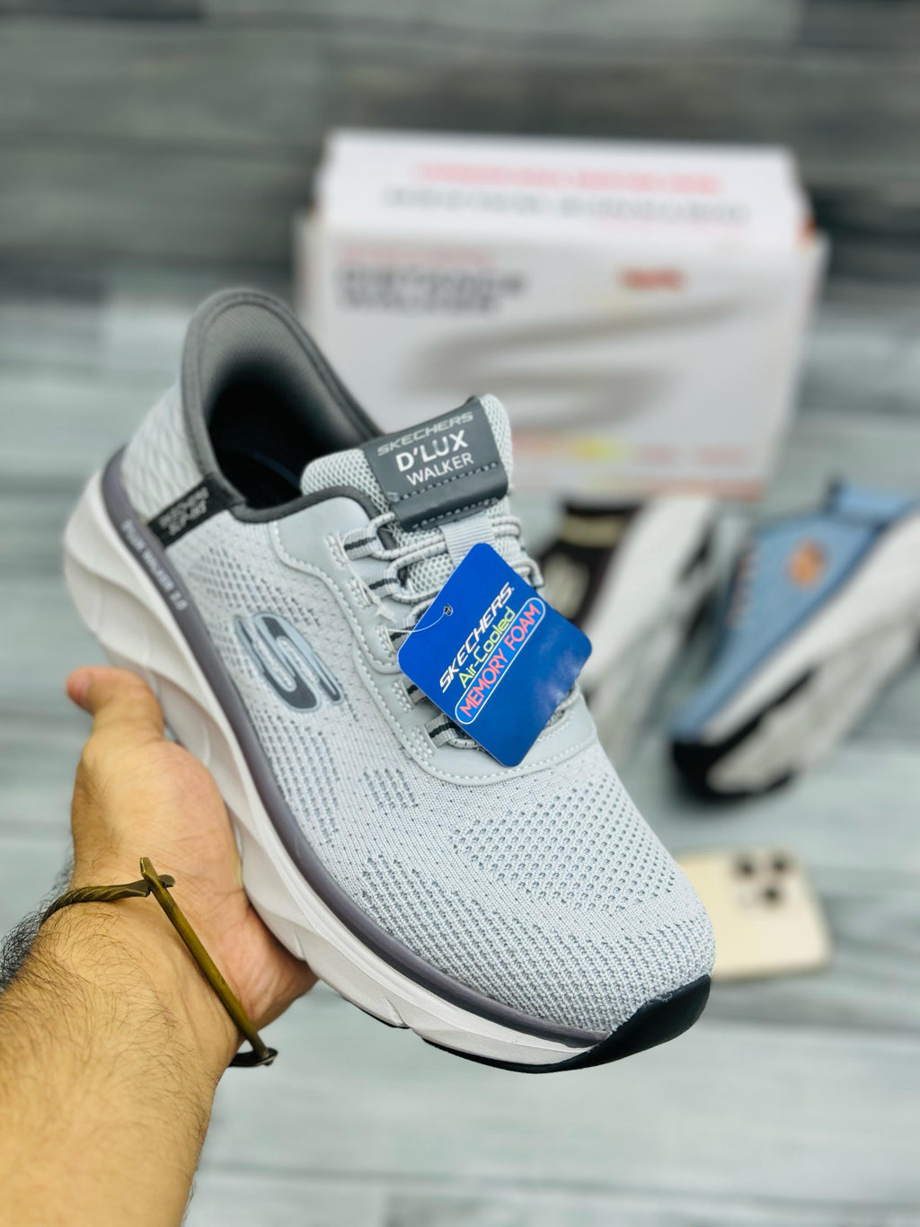 Skechers D’Lux Walker – Ultra Comfortable Walking Shoes