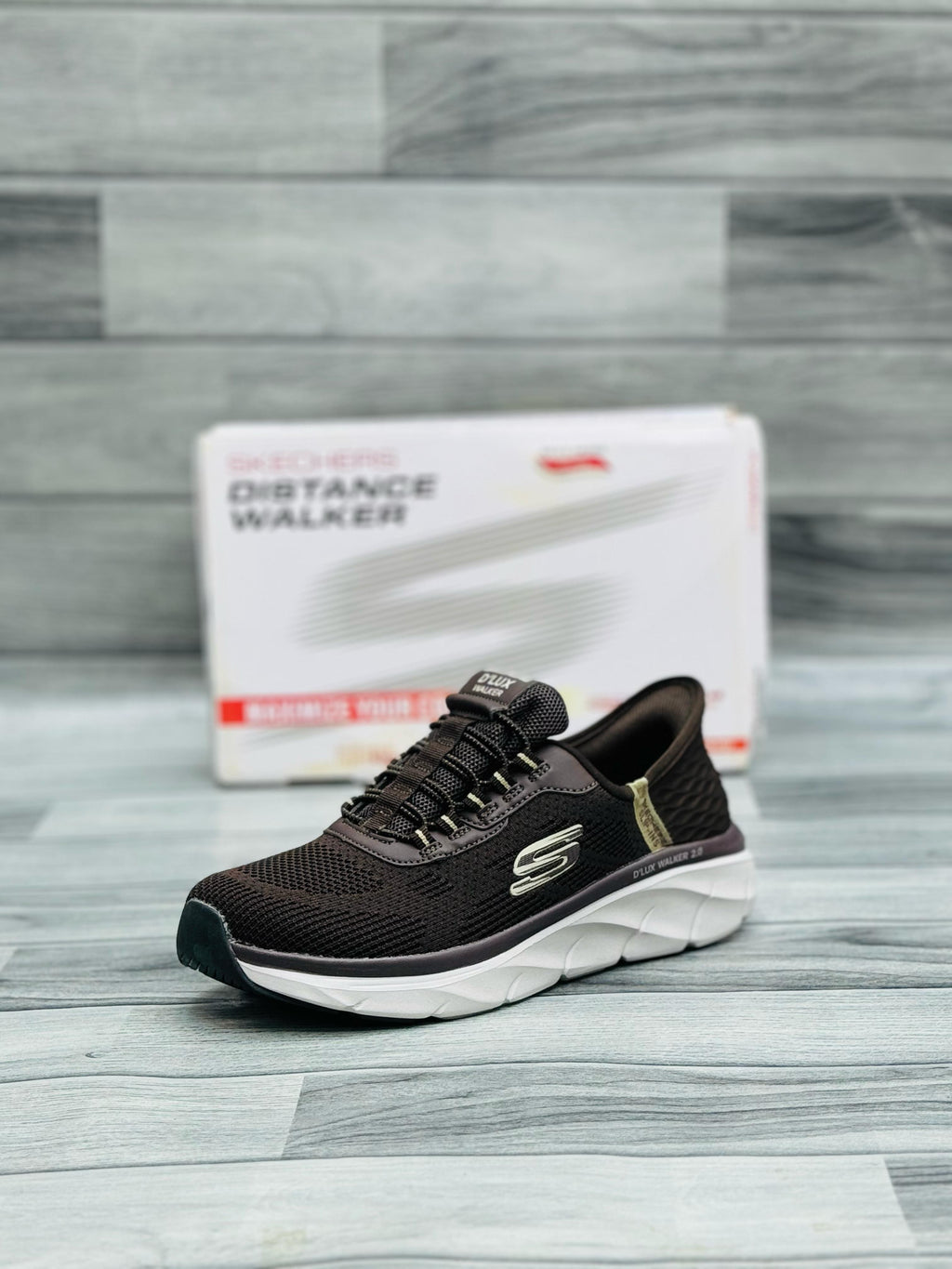 Skechers D’Lux Walker – Ultra Comfortable Walking Shoes