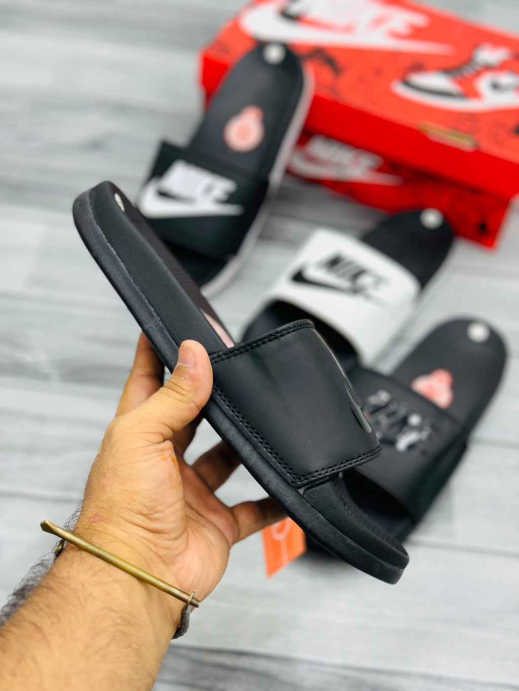 Nike Benassi Just Do It Slides – Black & White