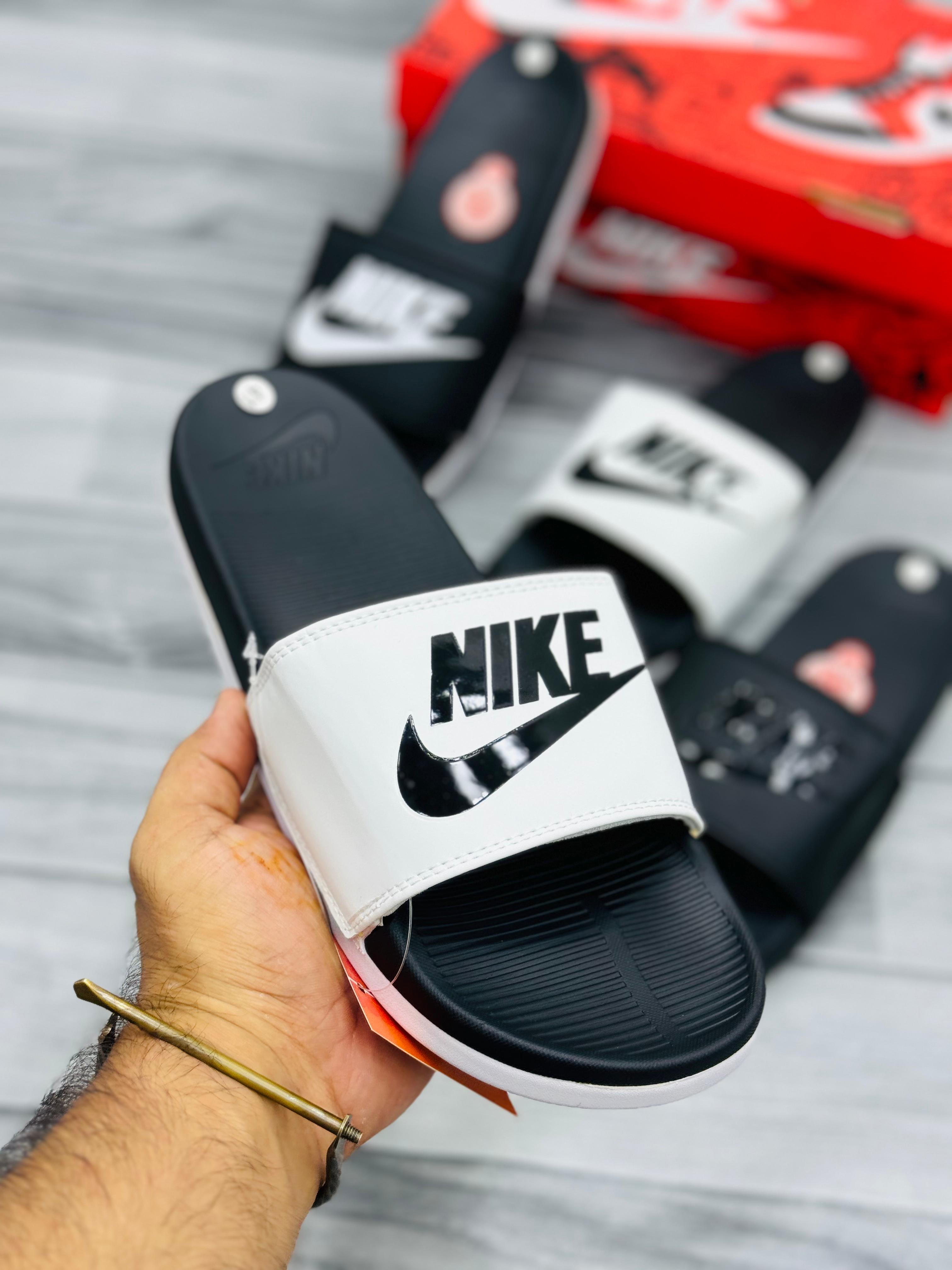 Nike Benassi Just Do It Slides – Black & White