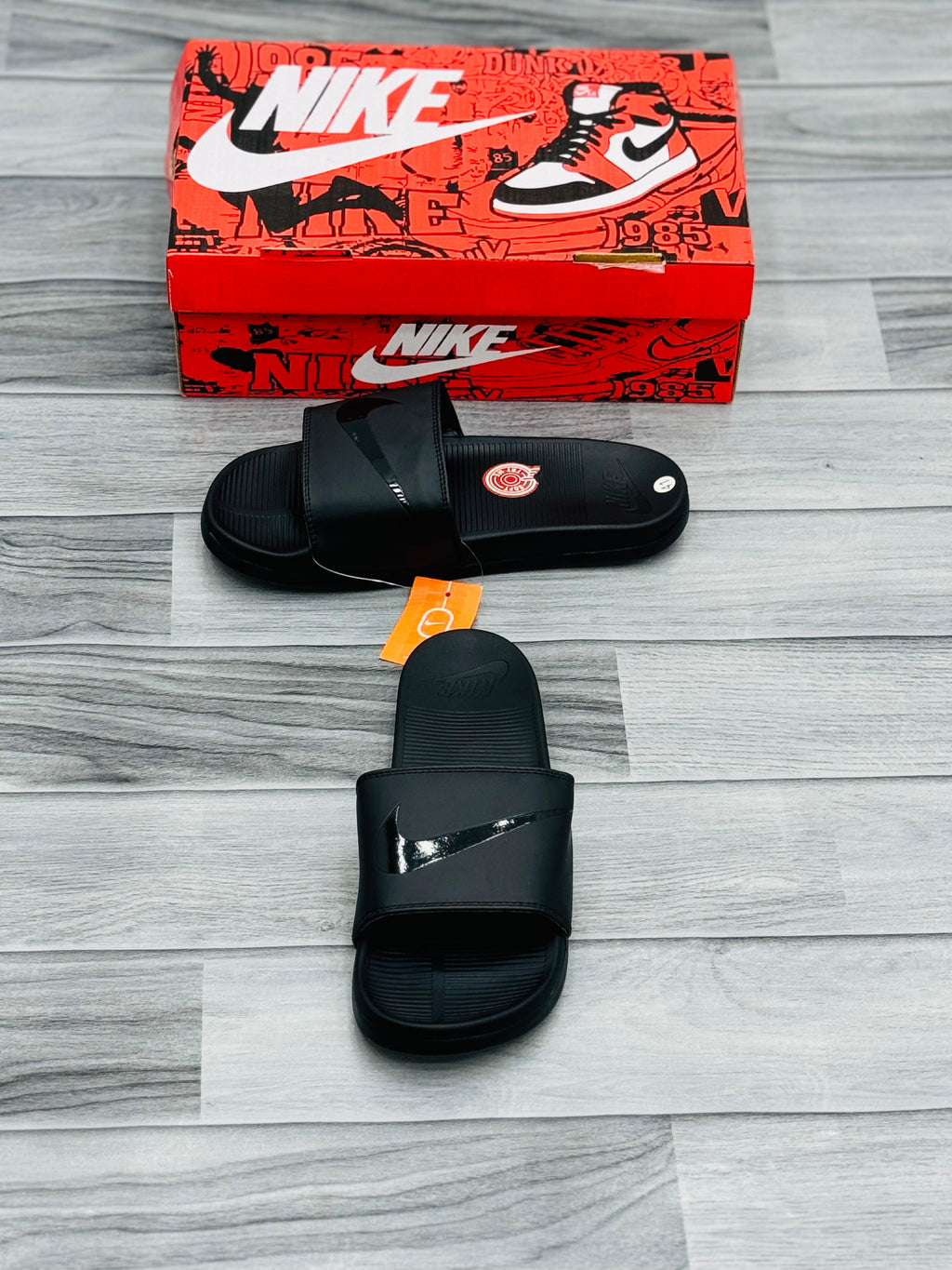 Nike Benassi Swoosh Slides – Black & White