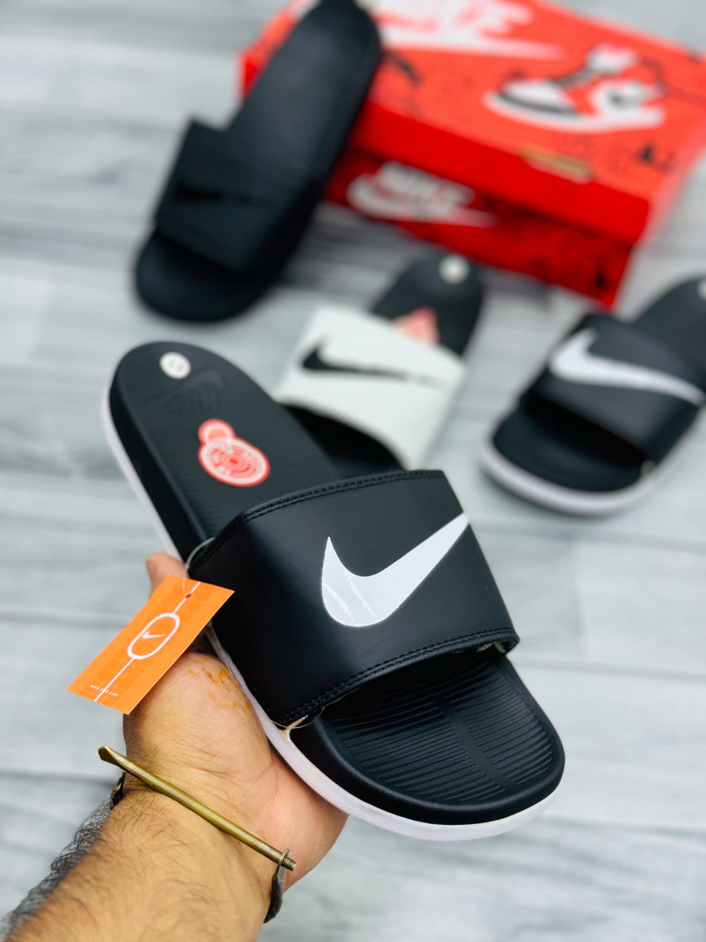 Nike Benassi Swoosh Slides – Black & White