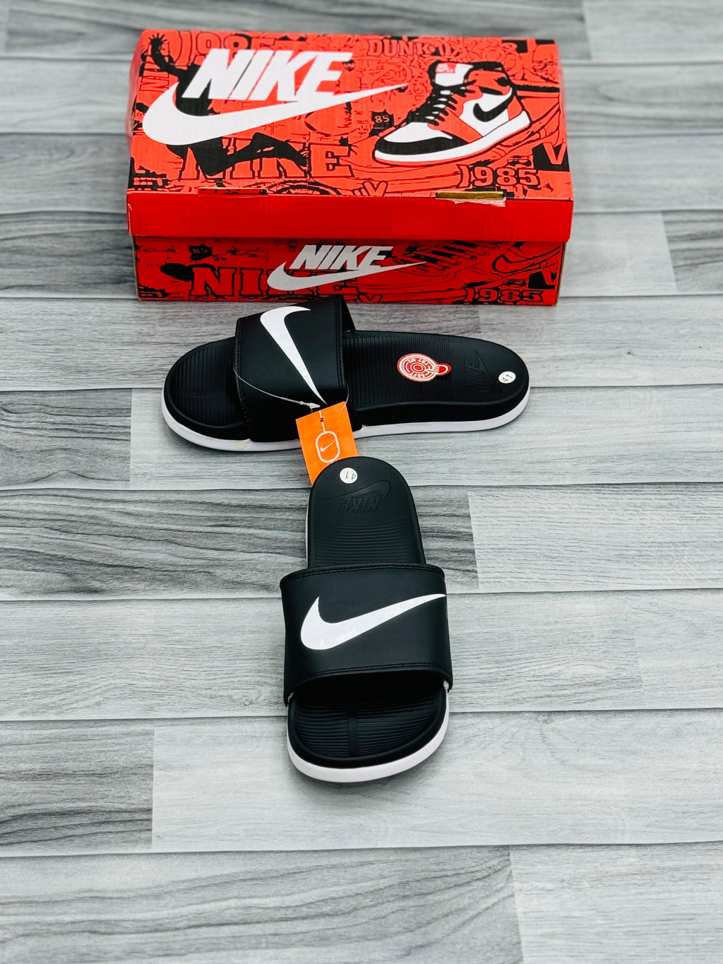 Nike Benassi Swoosh Slides – Black & White