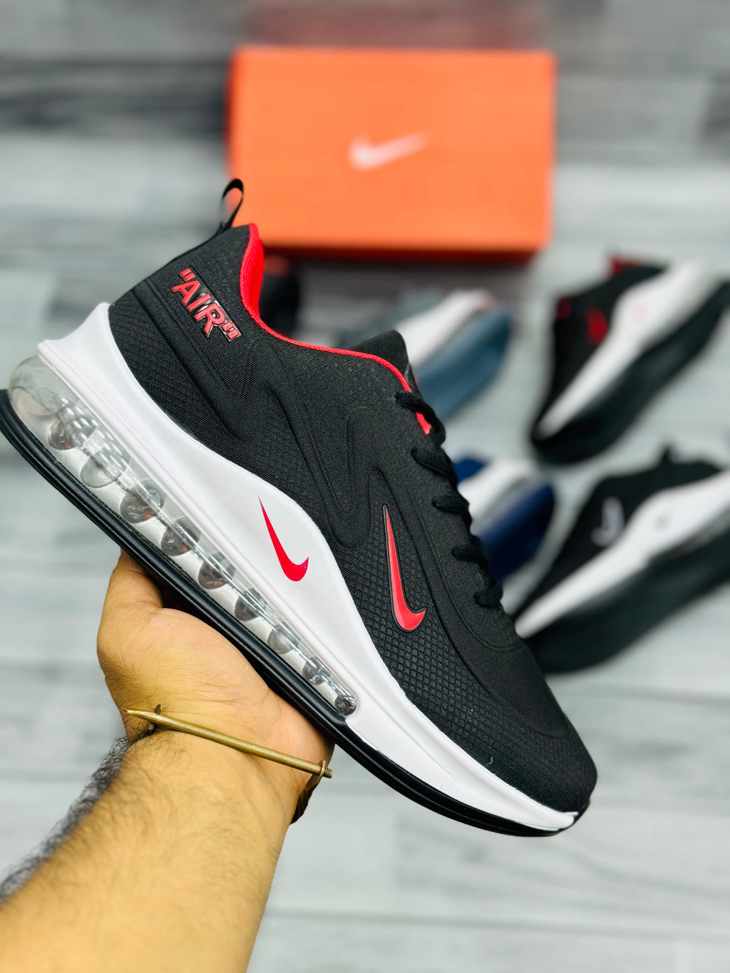 Nike Air Max 720 Black Red