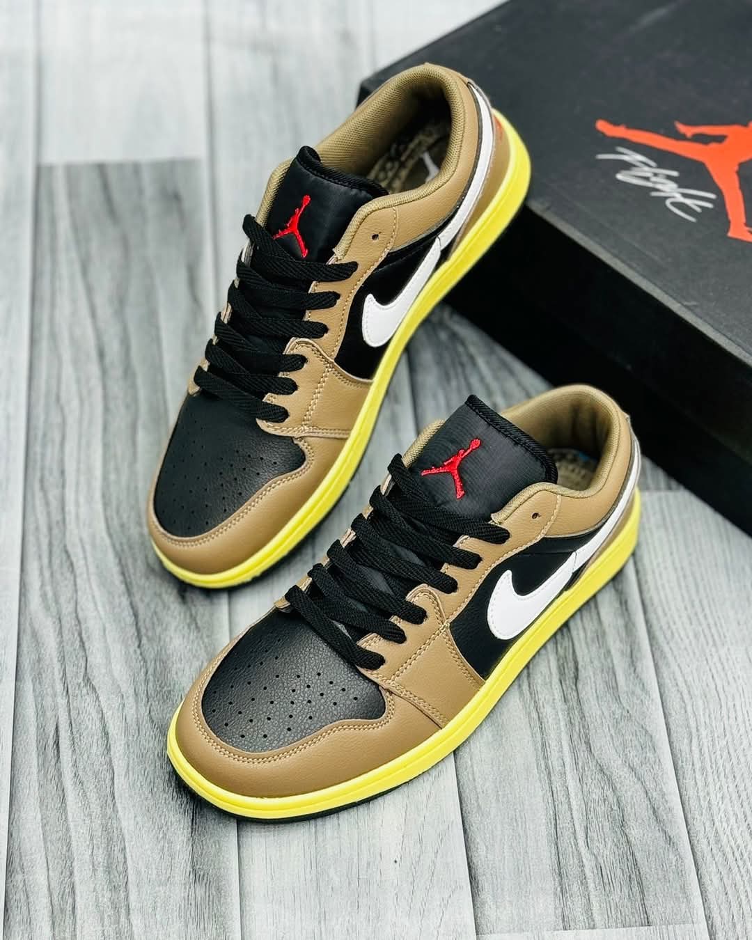 Air Jordan 1 Low Mocha Yellow