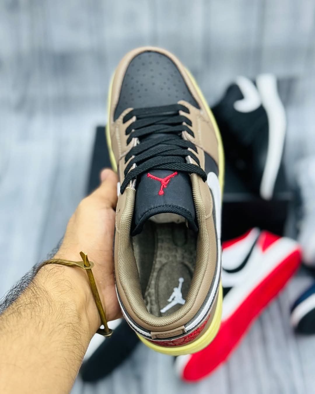 Air Jordan 1 Low Mocha Yellow