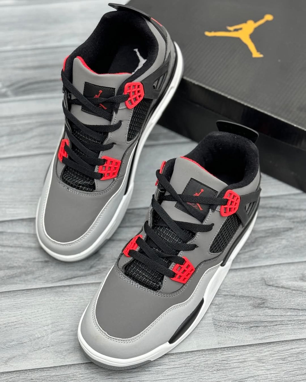 Air Jordan 4 Retro Grey Red