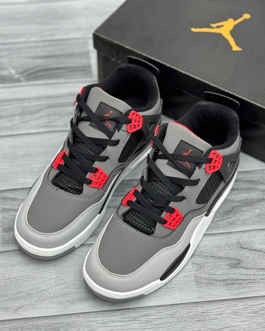 Air Jordan 4 Retro Grey Red