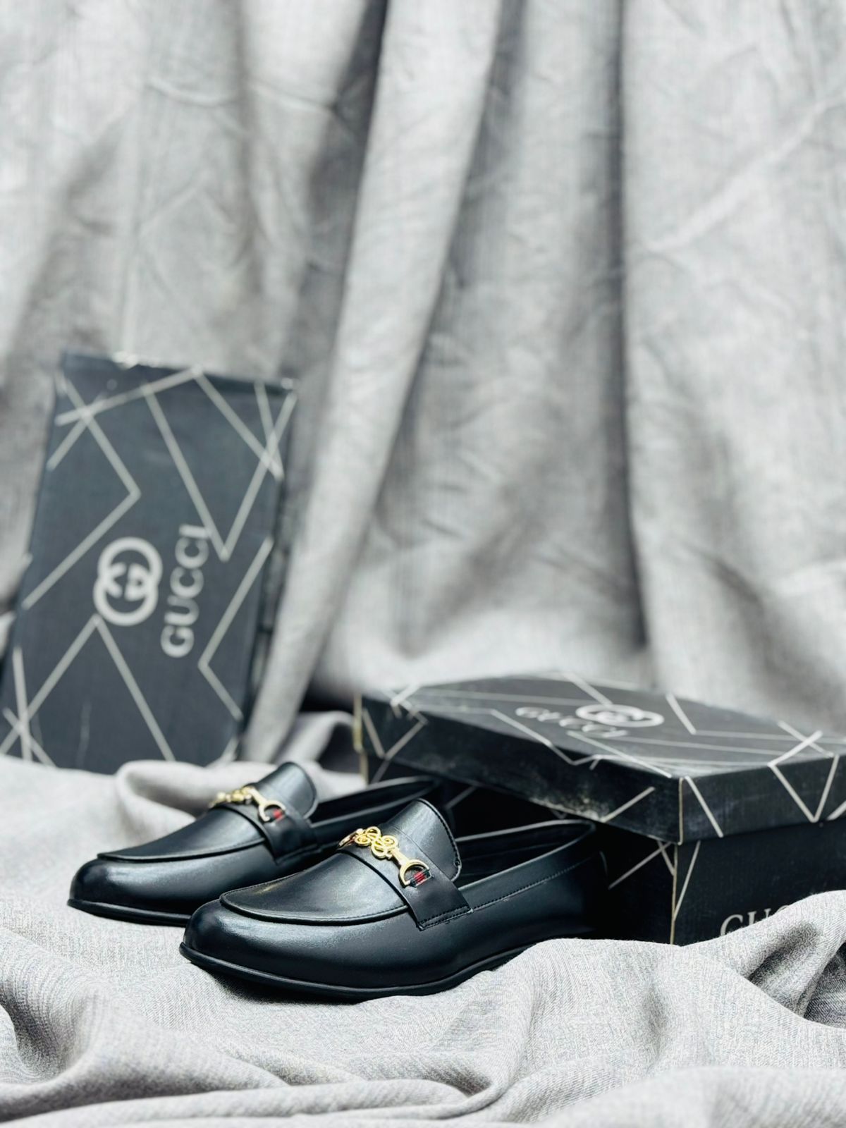 Luxury Gucci Black Leather Loafers with Gold Buckle – Premium Elegance