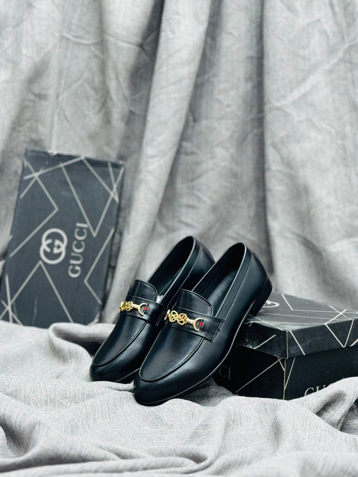 Luxury Gucci Black Leather Loafers with Gold Buckle – Premium Elegance