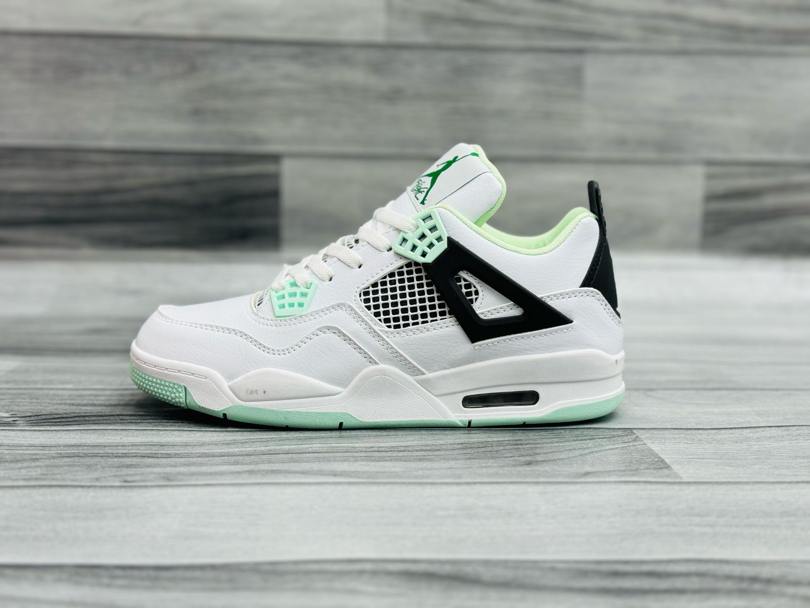 Air Jordan 4 Retro – White Mint Glow (Verified Authentic)