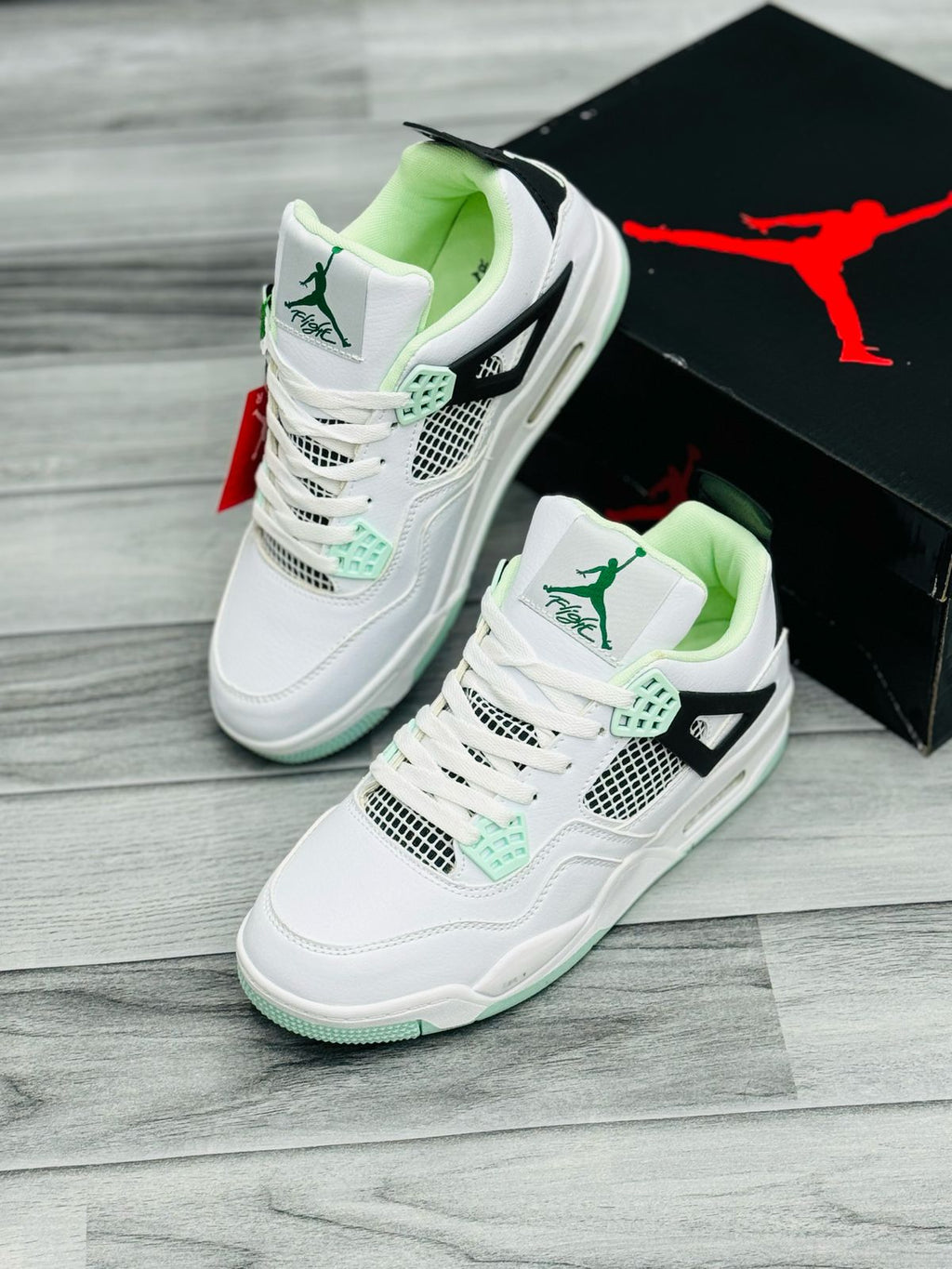 Air Jordan 4 Retro – White Mint Glow (Verified Authentic)