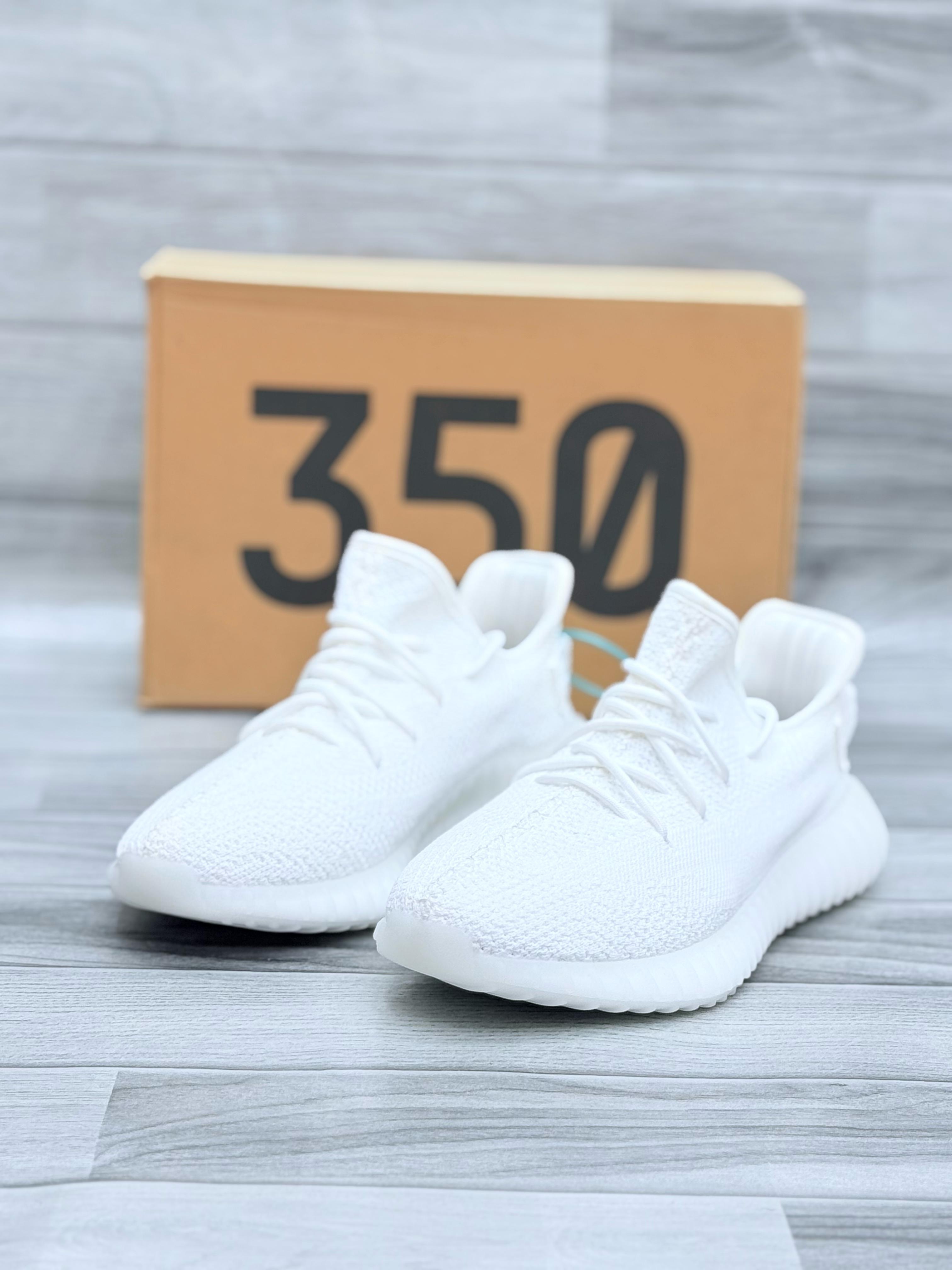 Yeezy Boost 350 V2 "Triple White" – Minimalist Hype Style