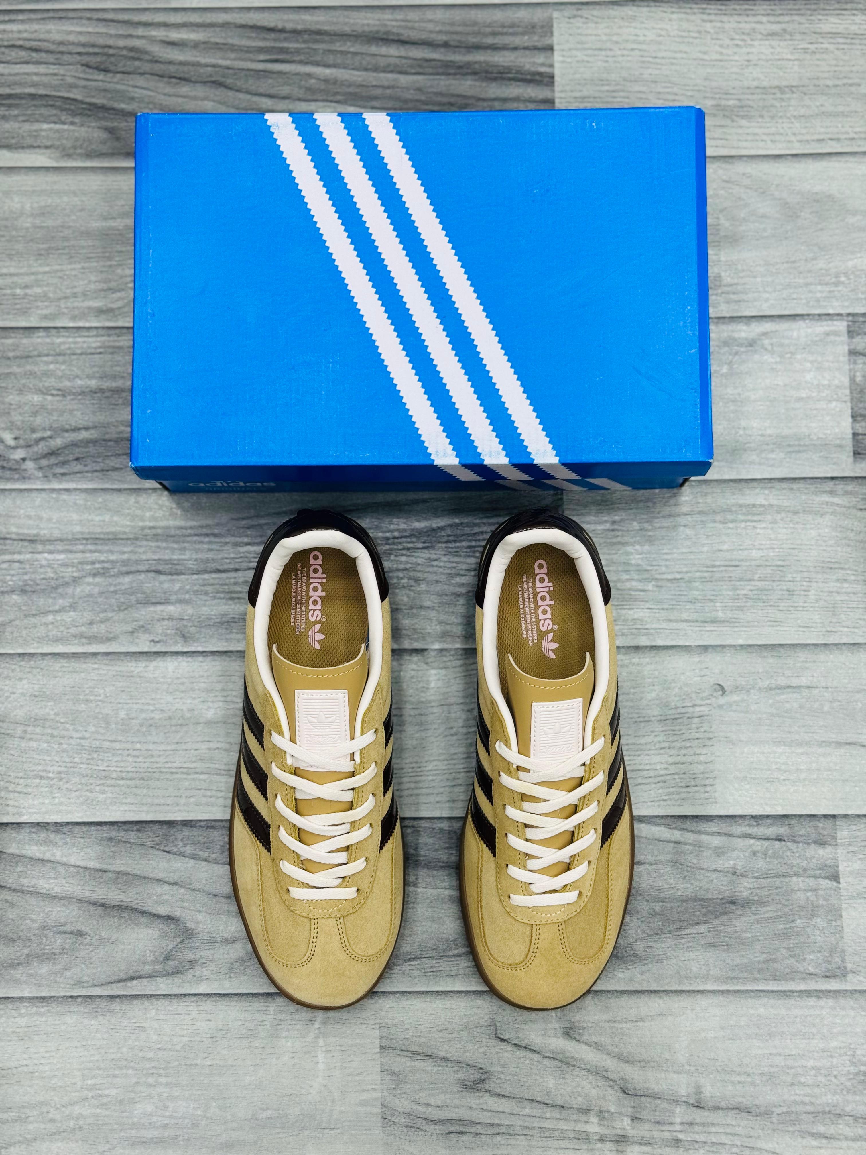 Adidas Gazelle Beige & Brown Sneakers