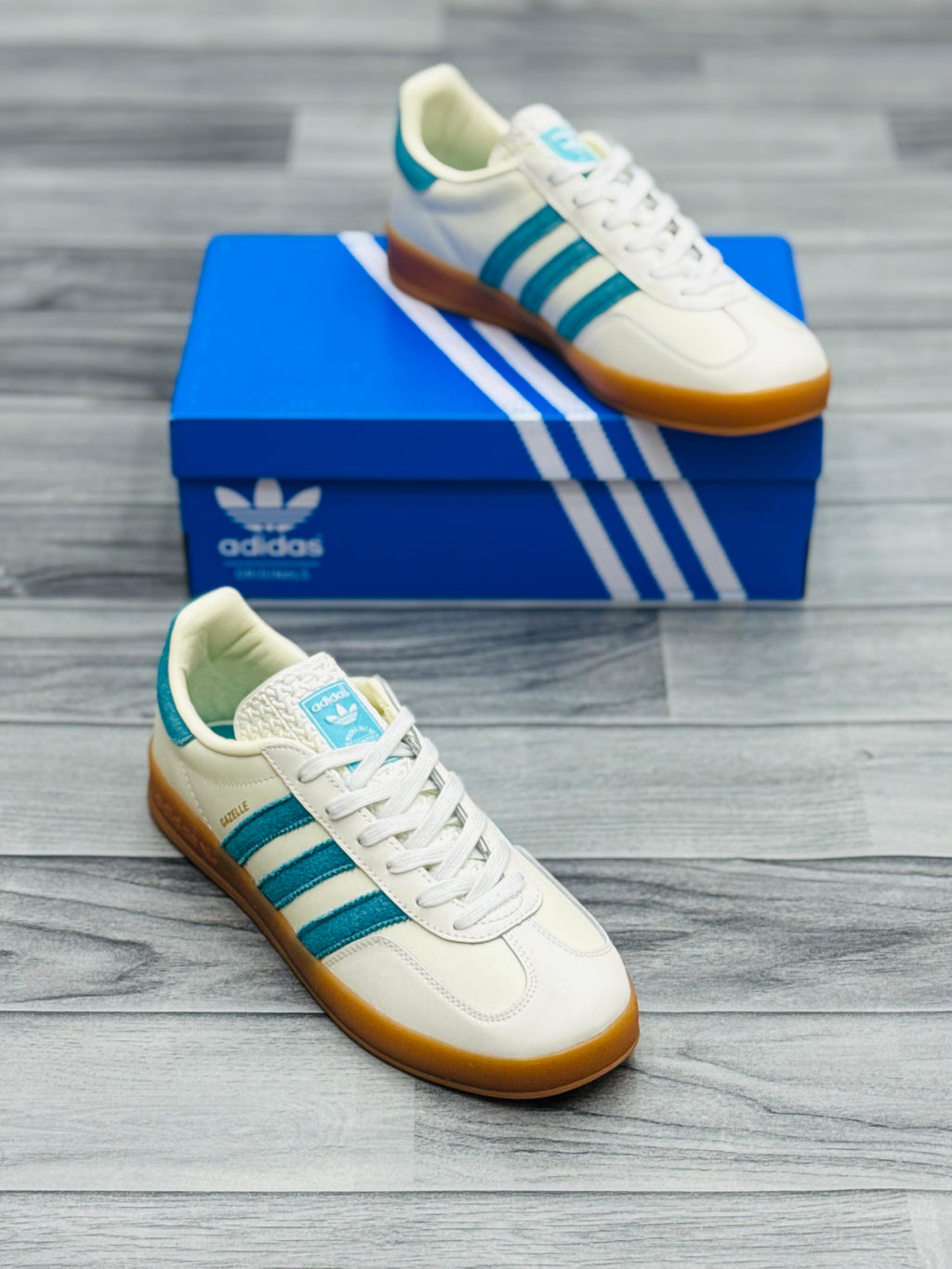 Adidas Gazelle Vintage White Aqua – Classic Retro Sneakers