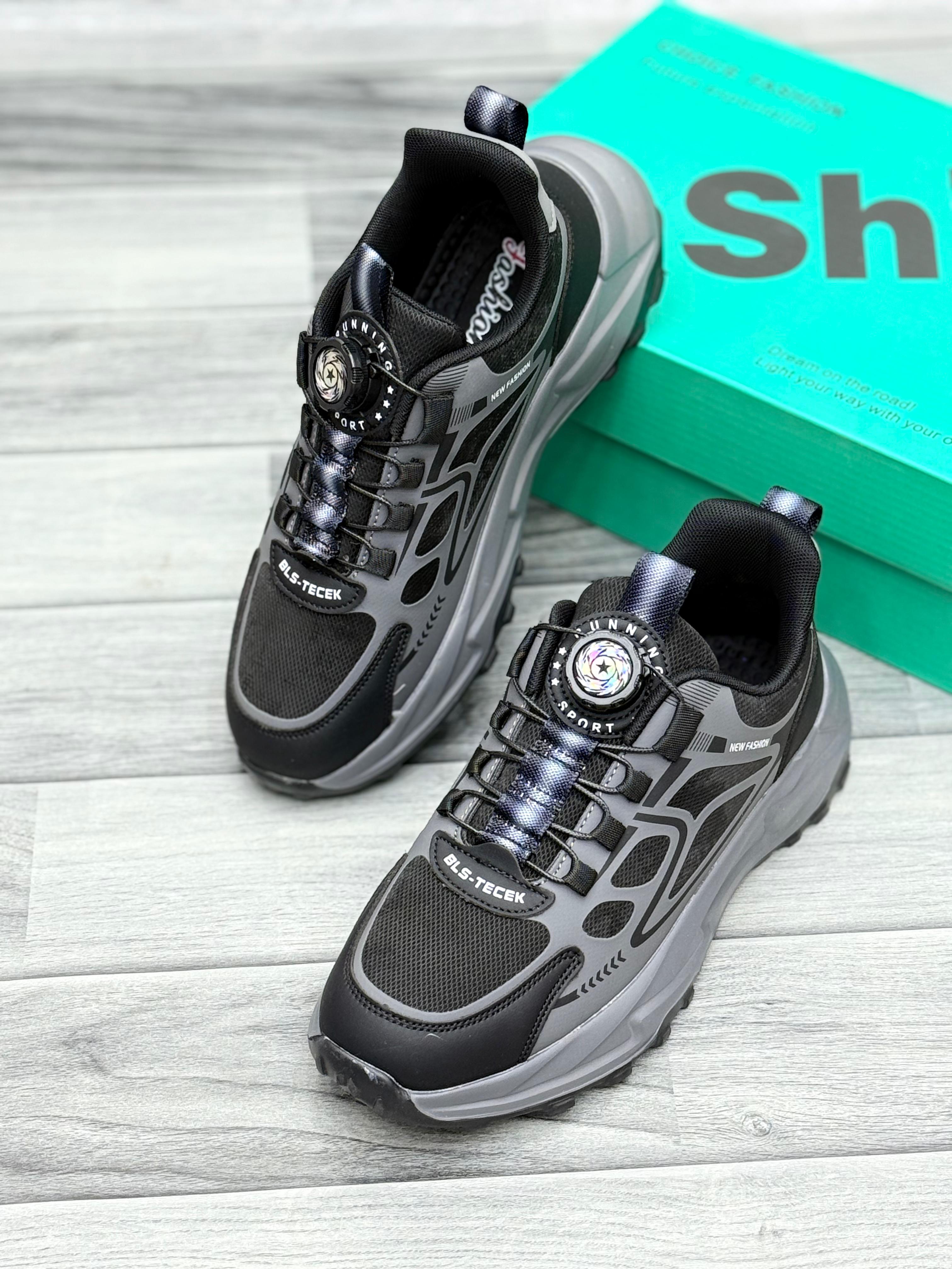 Men's Black & Grey Sport Sneakers – Durable & Stylish