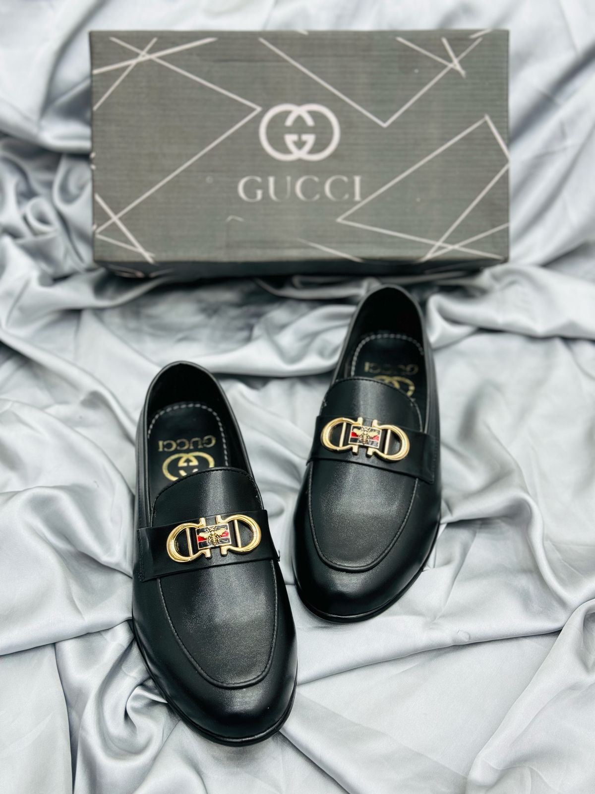 Luxury Black Leather Loafers with Gold Buckle – Premium Elegance